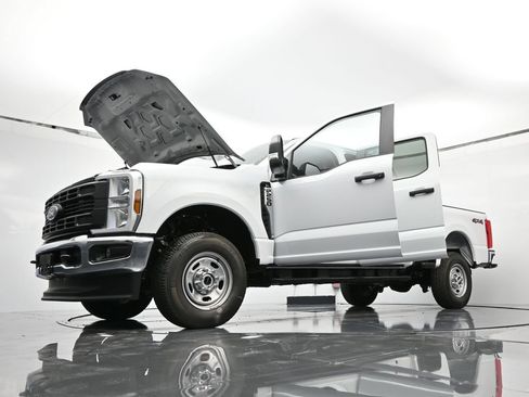 New 2026 Ford F250 XL w/ XL Chrome Package AWD/4WD image 51