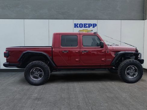 Used 2021 Jeep Gladiator Rubicon AWD/4WD image 6