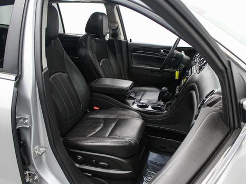Used 2016 Buick Enclave Leather AWD/4WD image 27