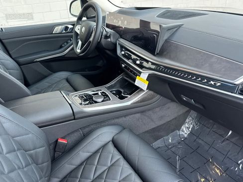 New 2026 BMW X7 xDrive40i image 18