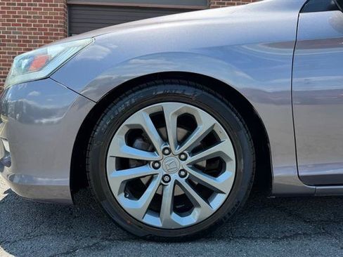 Used 2015 Honda Accord Sport image 5