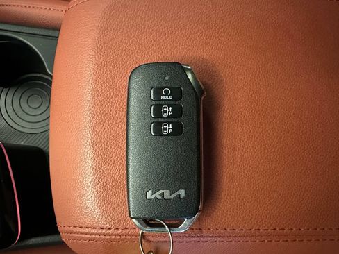 Used 2025 Kia Sportage SX Prestige AWD/4WD image 17