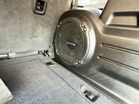 Used 2022 Jeep Wrangler Unlimited Rubicon AWD/4WD image 31