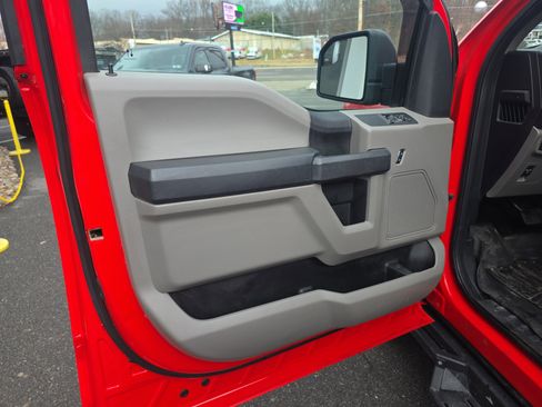 Used 2020 Ford F150 XL w/ Equipment Group 101A Mid image 3