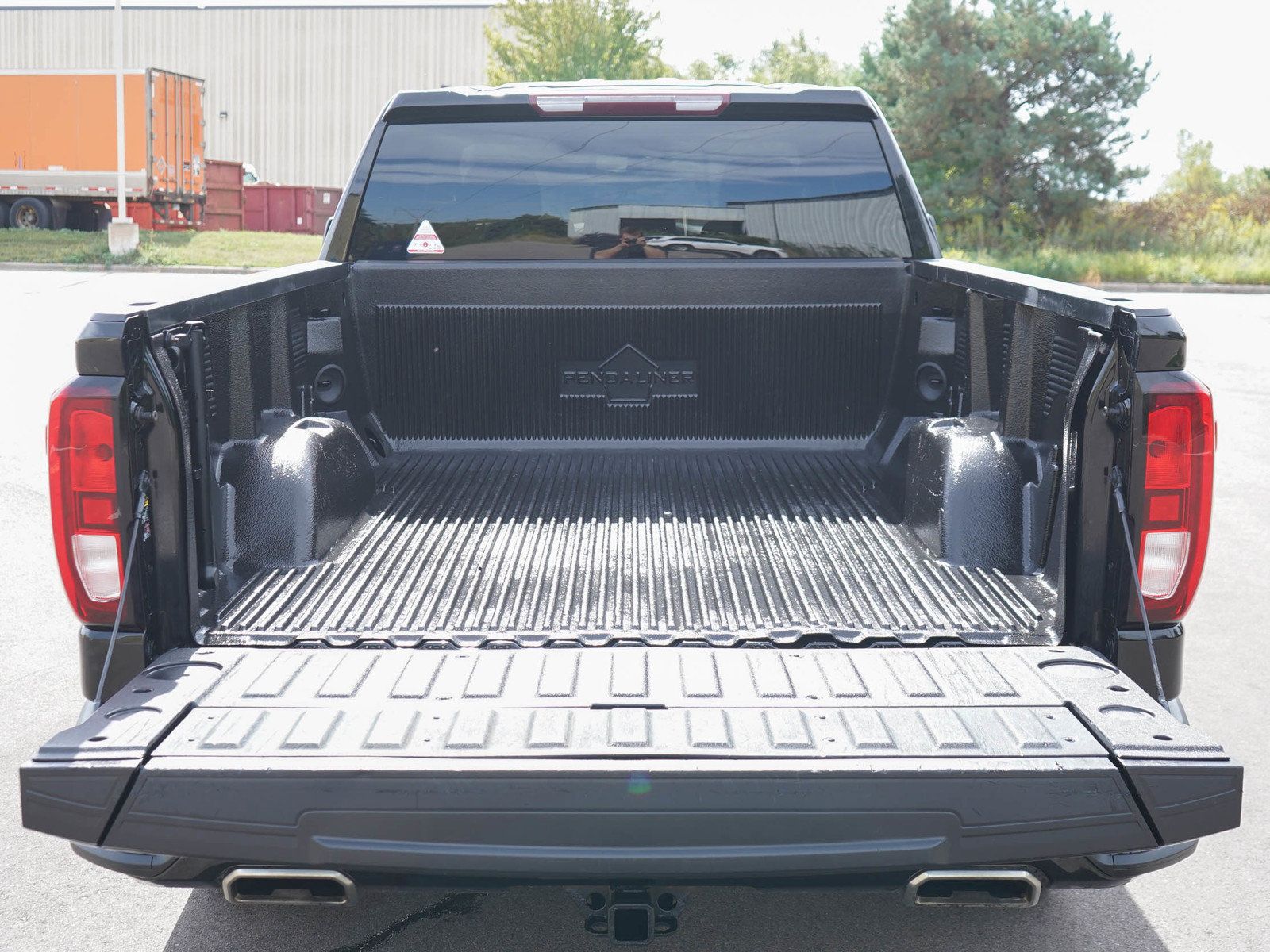 Used 2021 GMC Sierra 1500 Elevation w/ X31 Off-Road Package AWD/4WD image 16