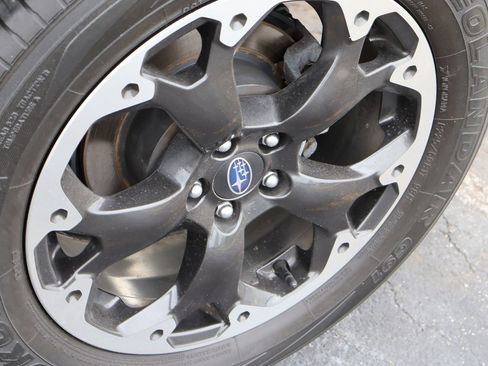 Used 2023 Subaru Crosstrek 2.0i Premium image 18