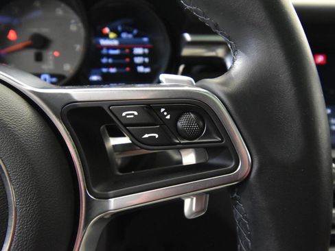 Used 2020 Porsche Macan S image 26
