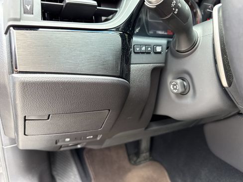 Used 2025 Lexus ES 350 w/ Premium Package FWD image 17