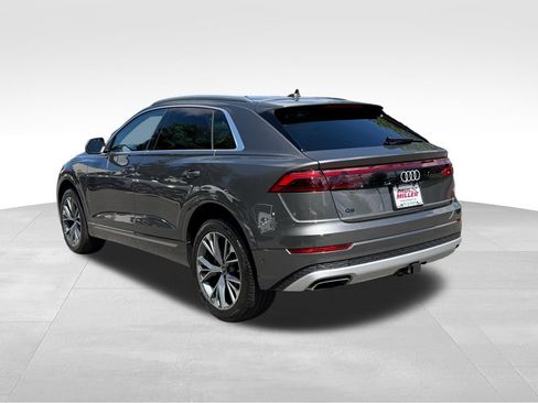 Used 2025 Audi Q8 Premium w/ Convenience Package AWD/4WD image 5