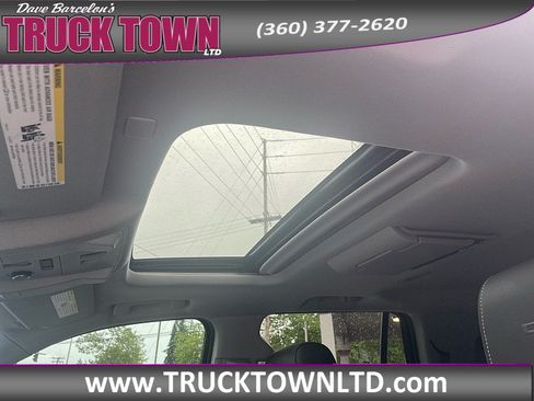 Used 2019 GMC Yukon Denali w/ Denali Ultimate Package AWD/4WD image 37