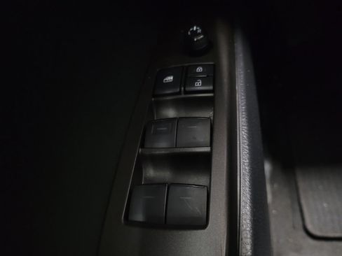 Used 2021 Toyota Camry SE image 27