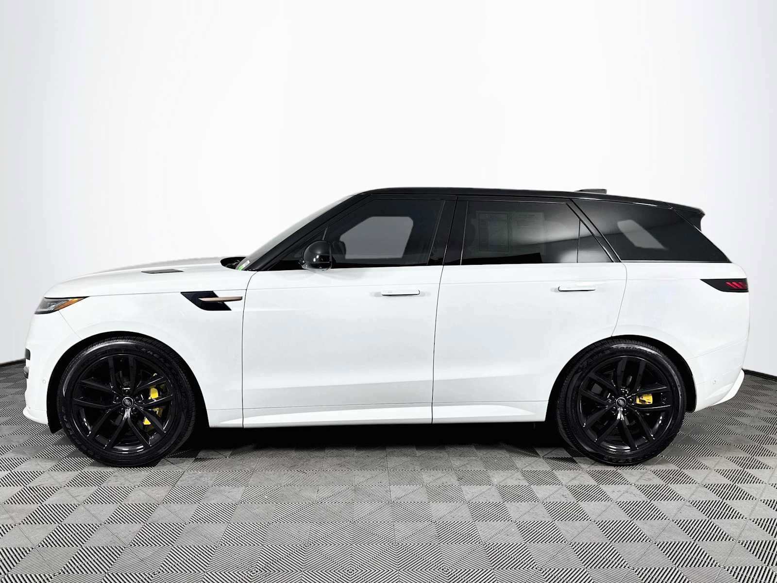 Certified 2023 Land Rover Range Rover Sport SE Dynamic AWD/4WD image 8