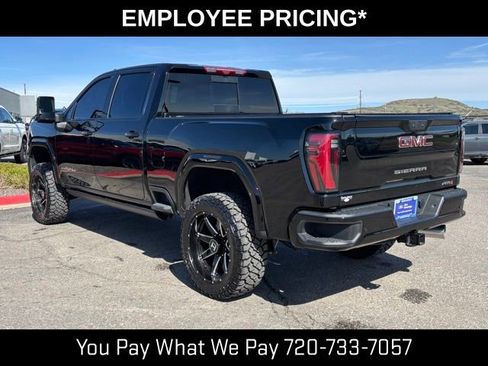 Used 2024 GMC Sierra 2500 AT4 w/ AT4 Premium Plus Package AWD/4WD image 3