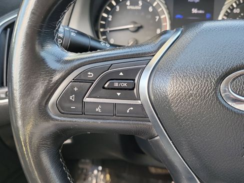 Used 2018 INFINITI Q50 Luxe AWD/4WD image 16