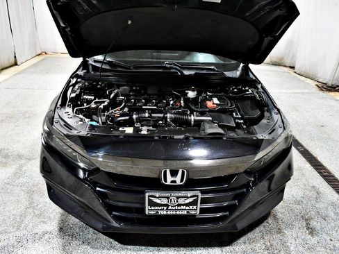 Used 2018 Honda Accord Sport image 25