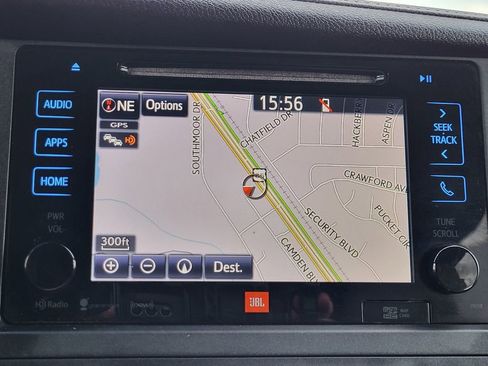 Used 2017 Toyota Sienna Limited image 29