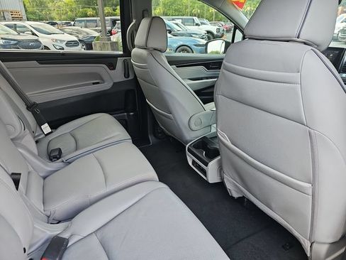 Used 2022 Honda Odyssey Elite image 12