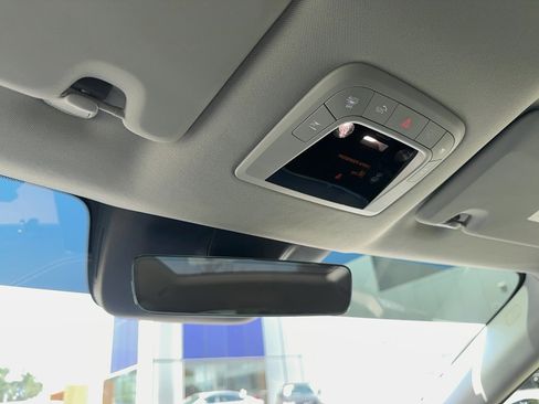 Certified 2025 Volvo EX90 Ultra image 26