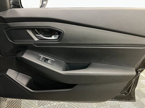 Used 2025 Honda Accord SE image 38