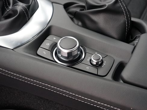 New 2025 MAZDA MX-5 Miata RF Club image 17