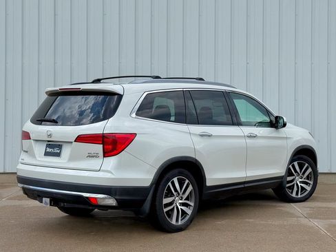 Used 2016 Honda Pilot Elite image 6