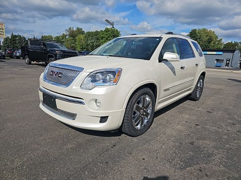 Used 2011 GMC Acadia Denali AWD/4WD image 7