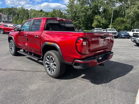 New 2026 GMC Canyon Denali AWD/4WD image 7