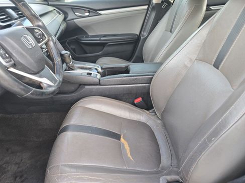 Used 2017 Honda Civic Touring image 11