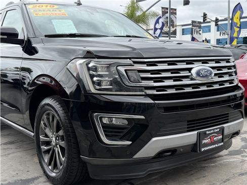 Used 2019 Ford Expedition Limited w/ Equipment Group 301A AWD/4WD image 49