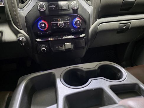 Used 2021 GMC Sierra 1500 Elevation RWD image 19