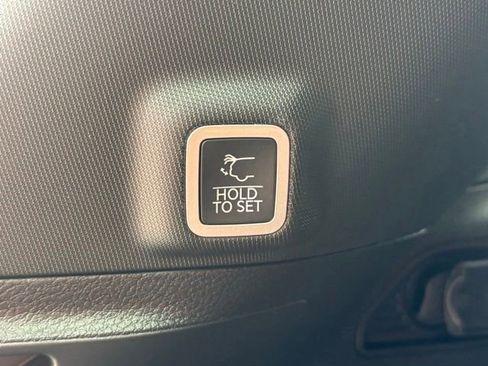 New 2026 Jeep Grand Cherokee Limited RWD image 10