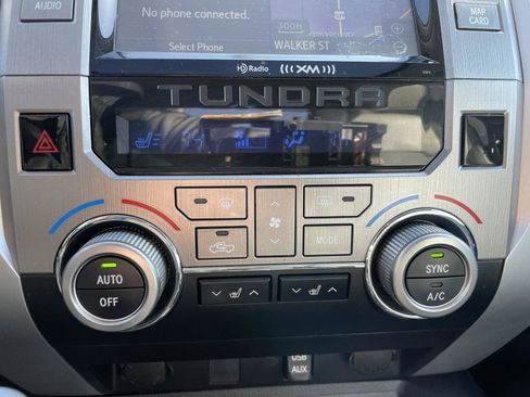 Used 2015 Toyota Tundra Limited image 21