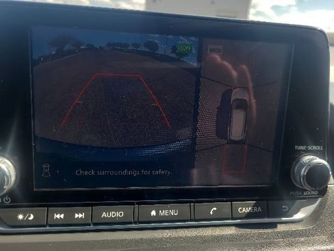 Used 2021 Nissan Rogue SV w/ Premium Package FWD image 19