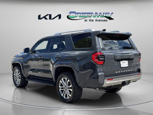 Used 2025 Toyota 4Runner TRD Sport Premium AWD/4WD image 5