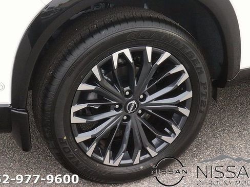 New 2026 Nissan Rogue Platinum w/ Platinum Premium Package AWD/4WD image 8