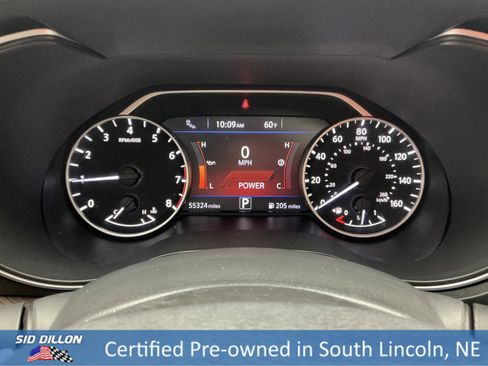 Used 2017 Nissan Maxima Platinum image 11