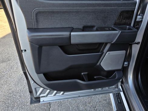 Used 2023 Ford F250 Lariat w/ Chrome Package image 41