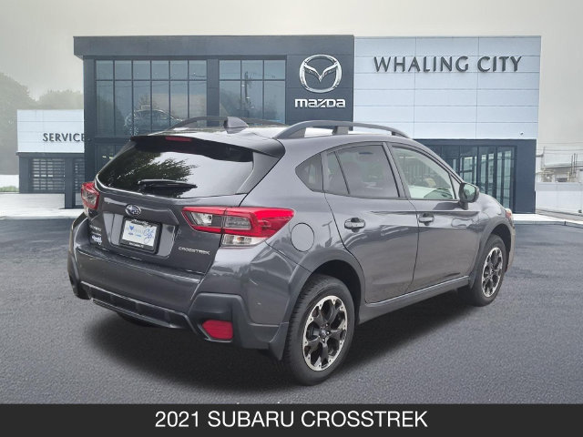 Used 2021 Subaru Crosstrek 2.0i Premium w/ Moonroof Package AWD/4WD image 8