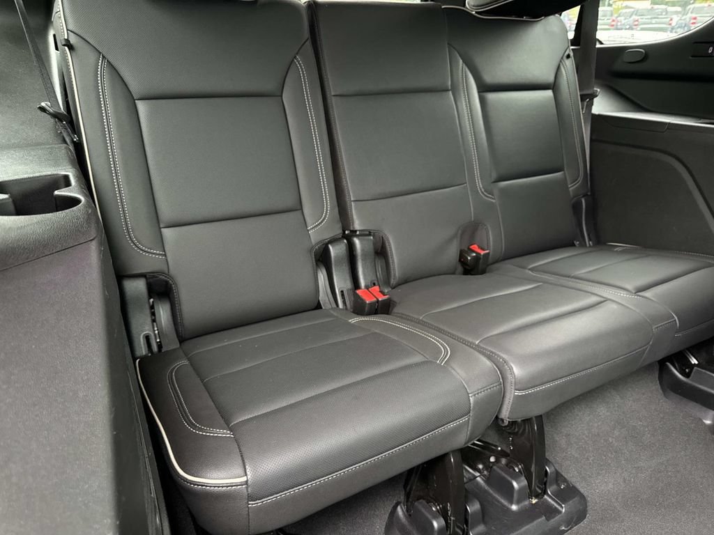 Used 2024 Chevrolet Tahoe Premier AWD/4WD image 27
