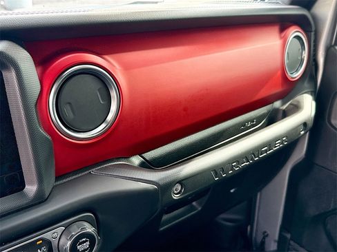 Used 2021 Jeep Wrangler Unlimited Rubicon image 22