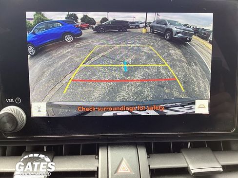 Used 2025 Toyota RAV4 XLE AWD/4WD image 16