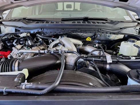 New 2026 Ford F250 Lariat w/ Chrome Package image 36