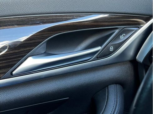 Used 2018 BMW 530i image 18