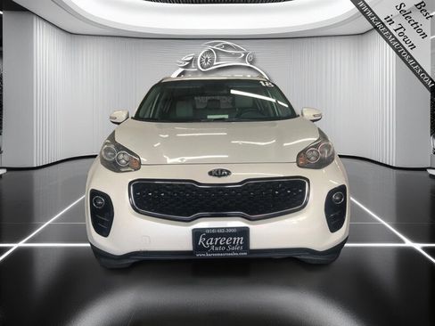 Used 2018 Kia Sportage EX image 2