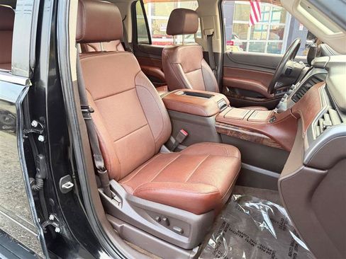 Used 2015 Chevrolet Tahoe LTZ AWD/4WD image 17