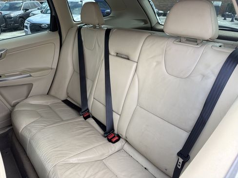 Used 2013 Volvo XC60 T6 AWD/4WD image 11