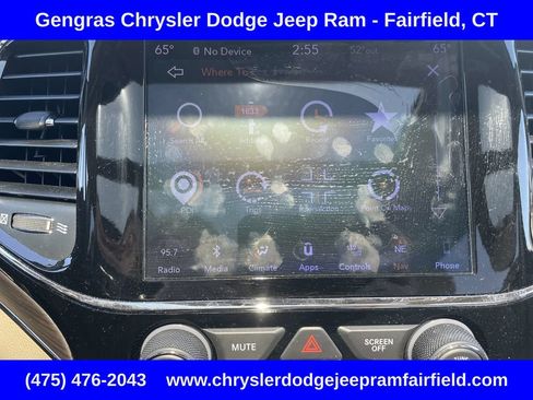 Used 2019 Jeep Grand Cherokee Overland AWD/4WD image 48