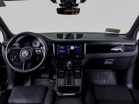New 2025 Porsche Macan S image 11
