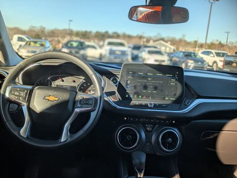 Certified 2023 Chevrolet Blazer LT image 19
