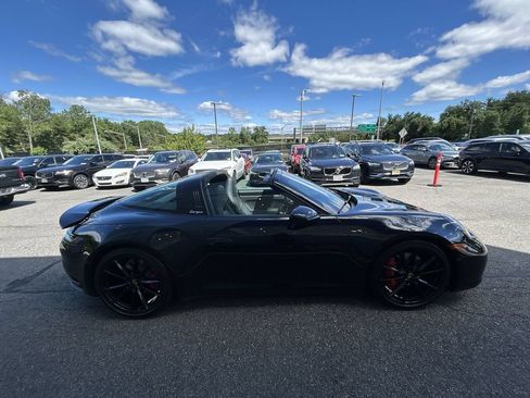Used 2024 Porsche 911 Targa 4S AWD/4WD image 9